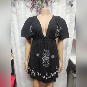 Boston Proper Elegant Black Top